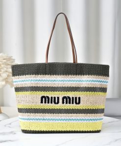 MIUMIU