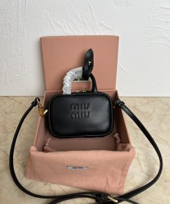MIUMIU
