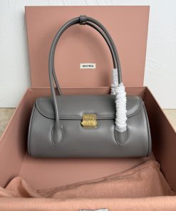 MIUMIU