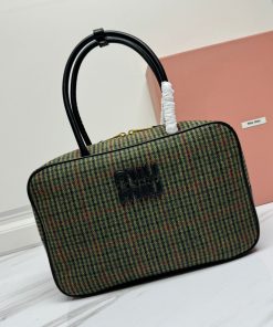 MIUMIU