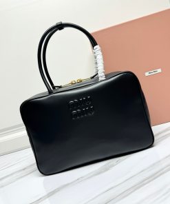 MIUMIU