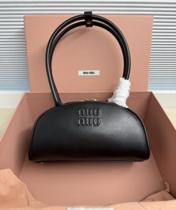 MIUMIU