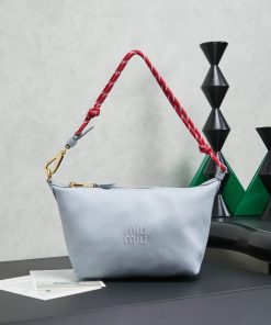 MIUMIU