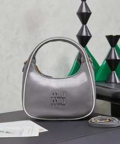MIUMIU