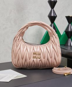 MIUMIU