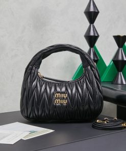 MIUMIU