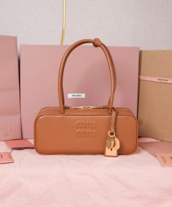 MIUMIU