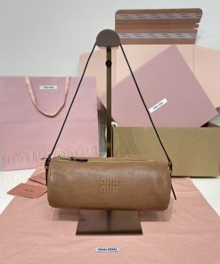 MIUMIU