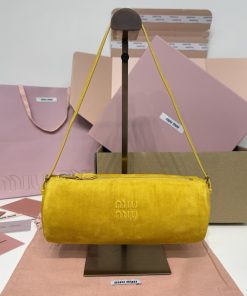 MIUMIU