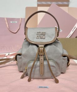 MIUMIU