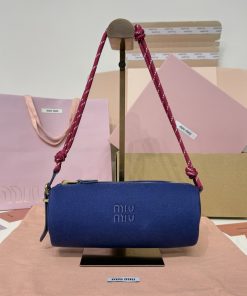 MIUMIU
