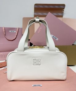 MIUMIU