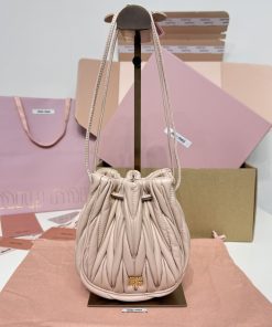 MIUMIU