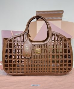 MIUMIU
