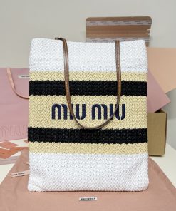 MIUMIU