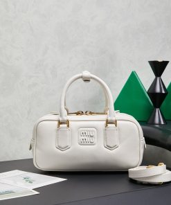 MIUMIU