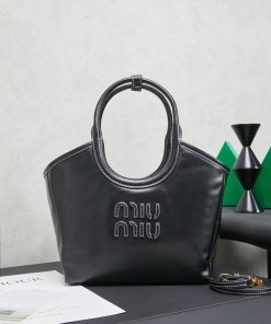MIUMIU