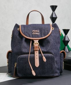 MIUMIU