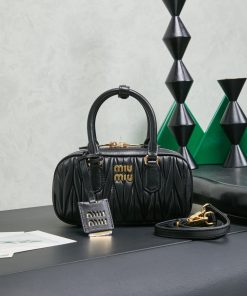 MIUMIU