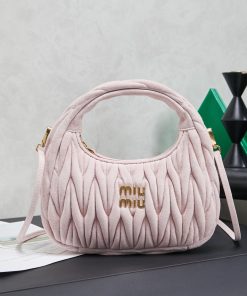 MIUMIU