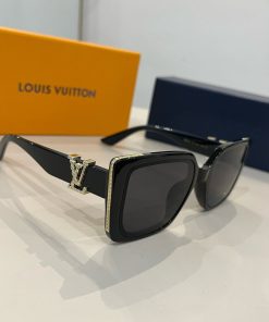 LOUIS VUITTON glasses