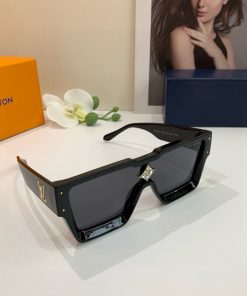 LOUIS VUITTON glasses