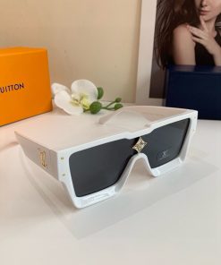 LOUIS VUITTON glasses