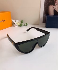 LOUIS VUITTON glasses