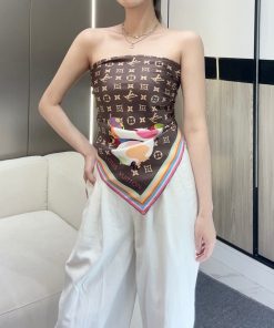 LOUIS VUITTON scarf