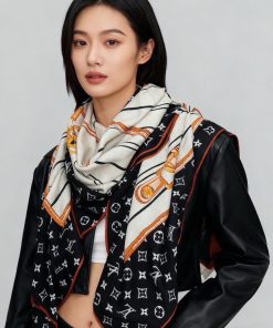 LOUIS VUITTON scarf