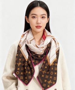 LOUIS VUITTON scarf