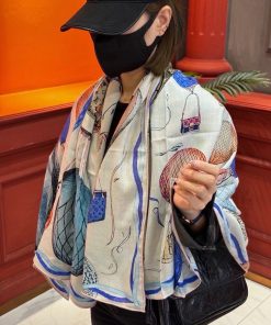 LOUIS VUITTON scarf