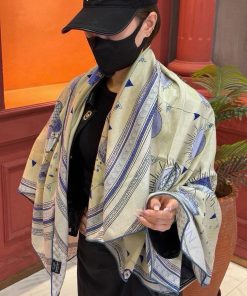 LOUIS VUITTON scarf