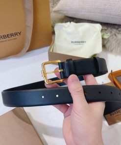 Burberry belt