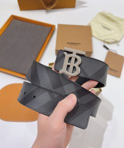 Burberry belt