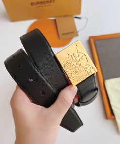 Burberry belt