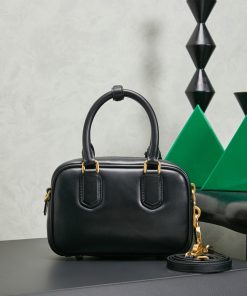MIUMIU