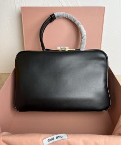 MIUMIU