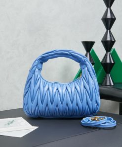 MIUMIU