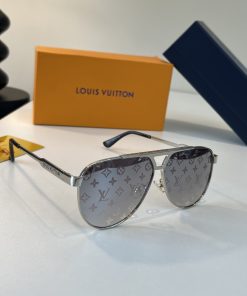 LOUIS VUITTON glasses