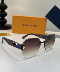 LOUIS VUITTON glasses
