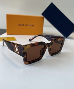 LOUIS VUITTON glasses