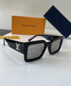 LOUIS VUITTON glasses
