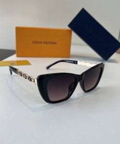 LOUIS VUITTON glasses