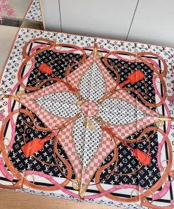 LOUIS VUITTON scarf