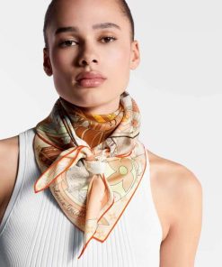 LOUIS VUITTON scarf