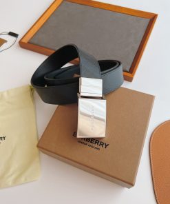 Burberry belt