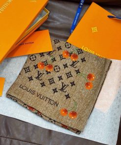 LOUIS VUITTON scarf