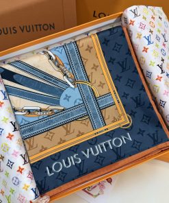 LOUIS VUITTON scarf