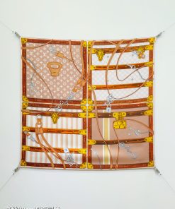LOUIS VUITTON scarf